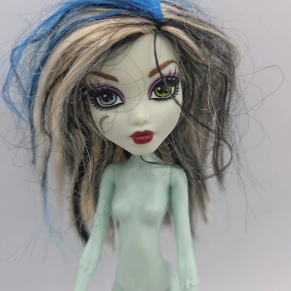 Monster High Frankie Stein Gen 1 Doll